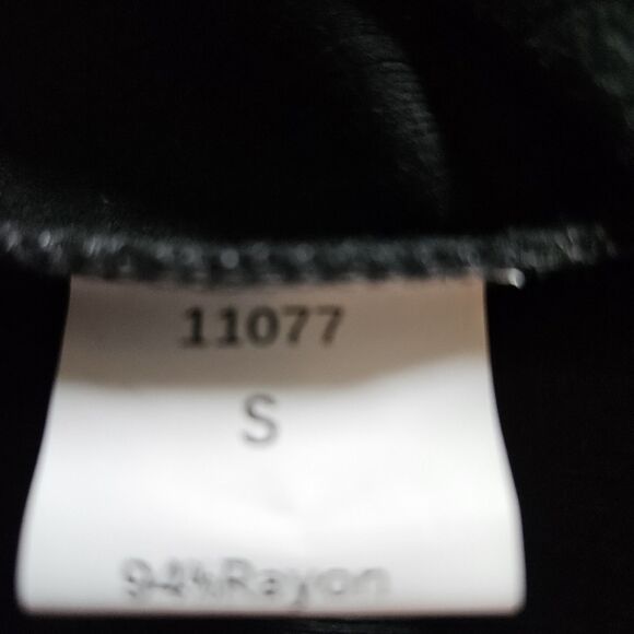 New Women’s Small Black Ribbed Long‑Sleeve Top | Stretchy Casual Basic Tee - Picture 6 of 6